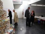 Jakob Gautel, Bernard Heidsieck, Jaap Blonk et Dominique Truco à l'exposition Tout autour de Babel, Poitiers 2009. Photo : Jason Karaïndros.